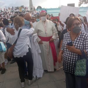 Marchan católicos por la defensa de la vida y la familia en Chiapas