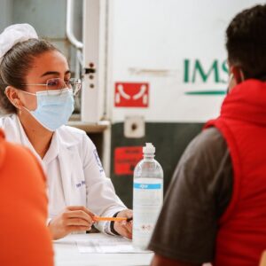 Otorga IMSS-BIENESTAR en Chiapas más de mil 600 atenciones médicas para pobladores de Berriozábal en Jornada de Salud