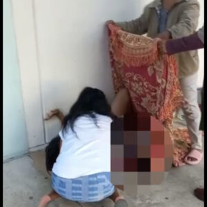 Mujer da a luz en la banqueta de Hospital de Tapachula, Chiapas