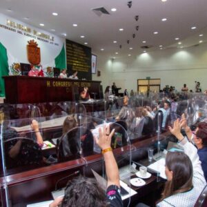 El Congreso de Chiapas, solo sirve de aplanadora; las diputadas y diputados muy lejos de los temas emergentes