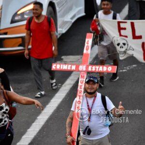 Viacrucis migrante llega a Villa Comaltitlán