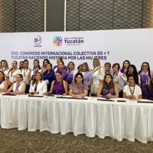 Mujeres mexicanas se reúnen en Mérida Yucatán en el 2do Congreso 50+1