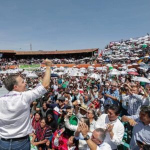 La corcholata verde Manuel Velasco califica de serias y profesional la encuesta interna de morena