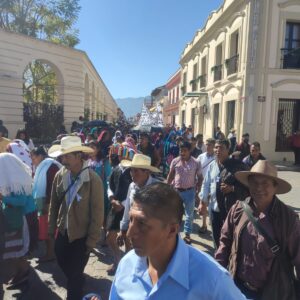 Fieles católicos piden freno a la violencia en Chiapas; conmemoran aniversario de la Pascua de Samuel Ruiz García