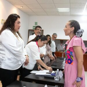 Se registra Olga Luz Espinosa como candidata de la coalición Fuerza y Corazón por México a la gubernatura de Chiapas