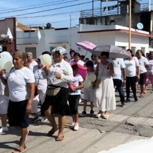 Mayor seguridad y operaciones efectivas contra la delincuencia piden en marcha católicos de Suchiate