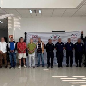 Detienen a 11 policías municipales y estatales de Chiapas por el delito de desaparición forzada