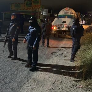 Intentan sitiar Comitán con bloqueos