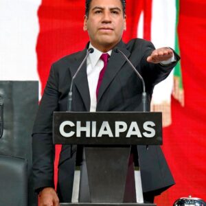 “La paz volverá a los caminos de Chiapas”, promete Eduardo Ramírez al asumir la gubernatura