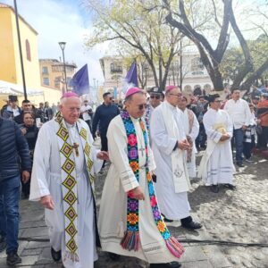Católicos marchan para pedir por la paz; el desarme de los grupos armados y justicia por el crimen de Marcelo Pérez