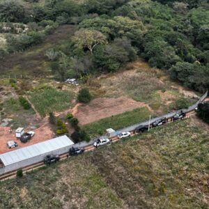 Catean ranchos y casas de seguridad en Frontera Comalapa; hay tres detenidos y ocho extranjeros rescatados
