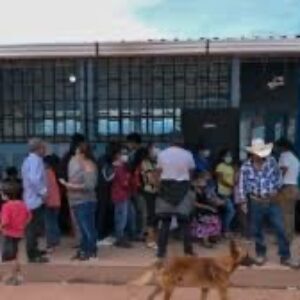 Familias mexicanas que se refugiaron en Guatemala regresan a sus hogares