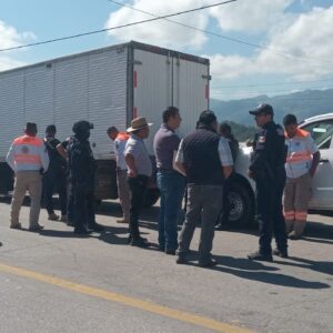 FNLS entrega ocho vehículos secuestrados desde hace meses; durante 10 años cerraron carreteras de forma intermitente
