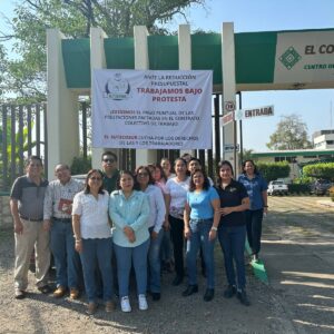 Empleados del Colegio de la Frontera sur exigen pago de prestaciones