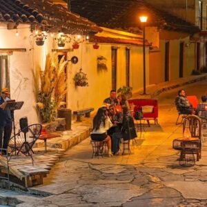 En Comitán protestan por el cierre de calles en el Barrio Las Pilas; instalaron cantinas