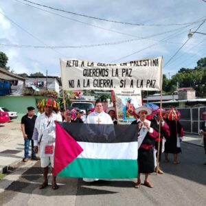 Fieles católicos de Chiapas se movilizan por la paz en Palestina y exigen alto al genocidio