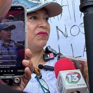 Periodistas de Chiapas se movilizan en apoyo a columnista Mary Jose Díaz Flores