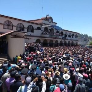 Oxchuc veta el regreso de ex alcaldes y políticos: Buscan garantizar la Paz tras años de violencia