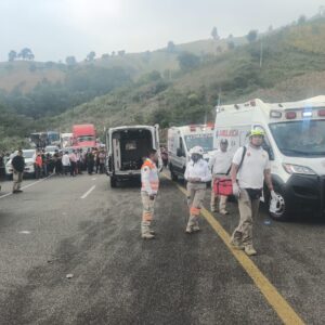 Prestadores de Servicios Turísticos Exigen Reforzar Seguridad en la Carretera San Cristóbal-Tuxtla por Ola de Accidentes