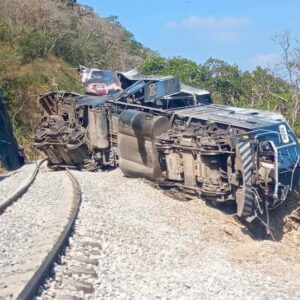 Por descarrilamiento del Tren Interoceánico, dictan prisión preventiva a conductor y jefe de despachadores